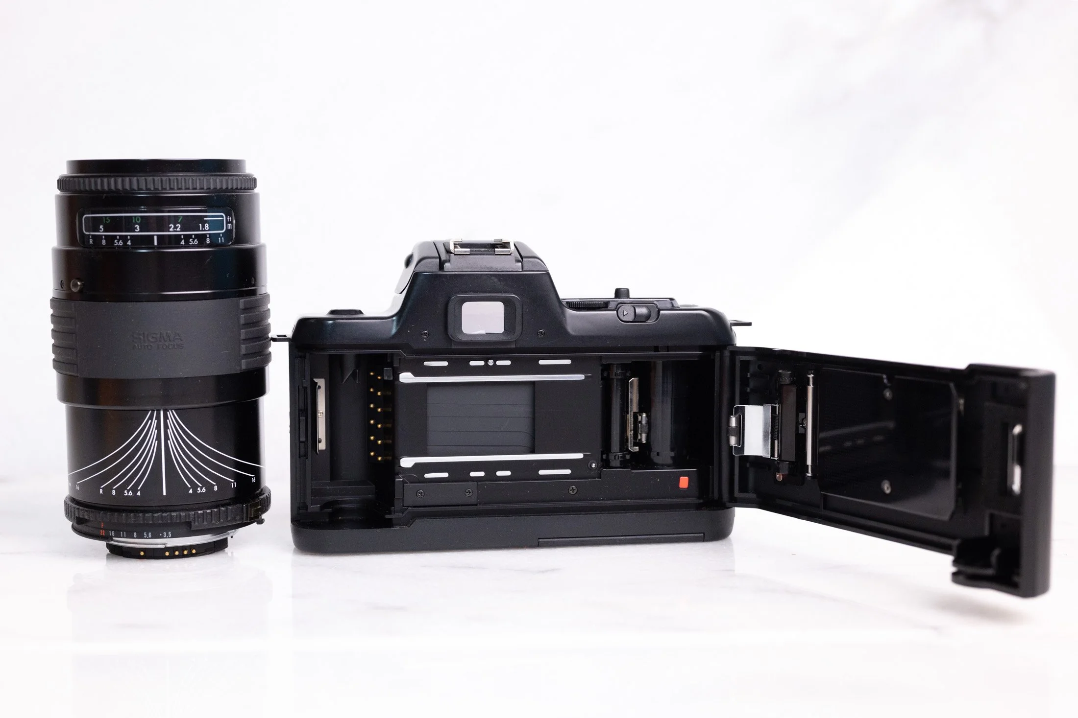 フィルムカメラ Nikon N4004 AF Nikon N4004s AF 35mm Film Camera 35-70mm Lens Works TESTED | eBay